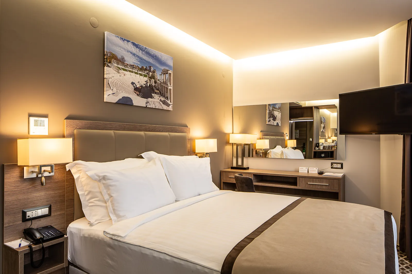 Best Western Premier Plovdiv Hills - снимка 7