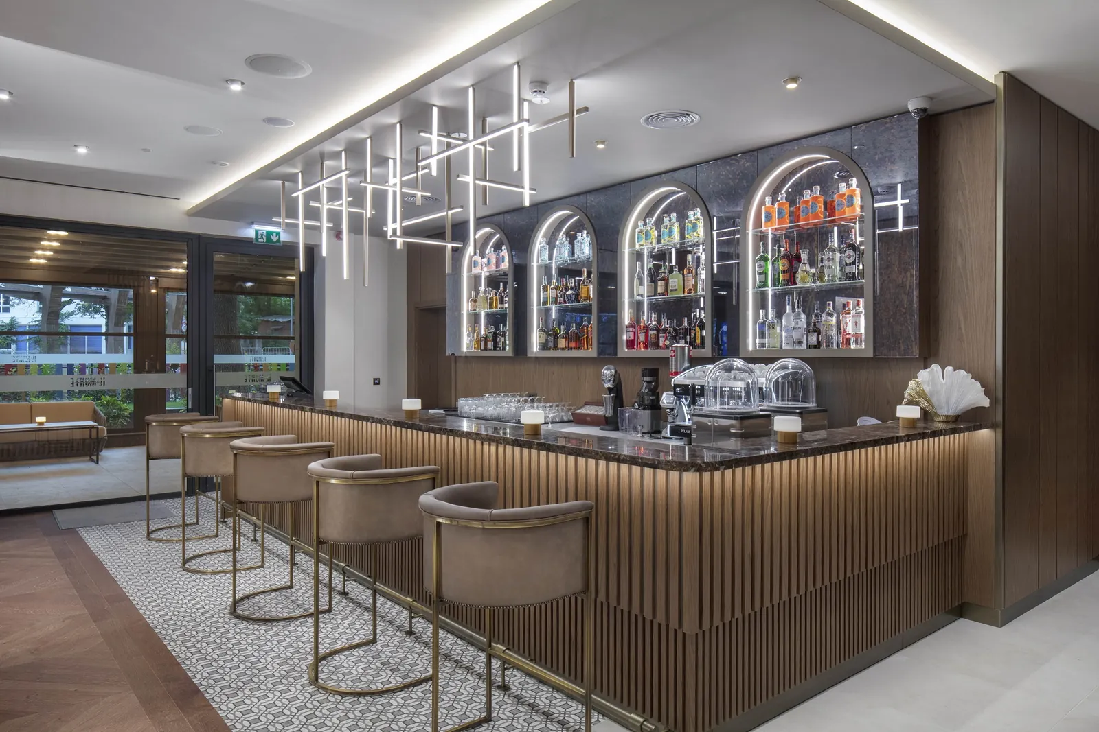 DoubleTree by Hilton Пловдив Център