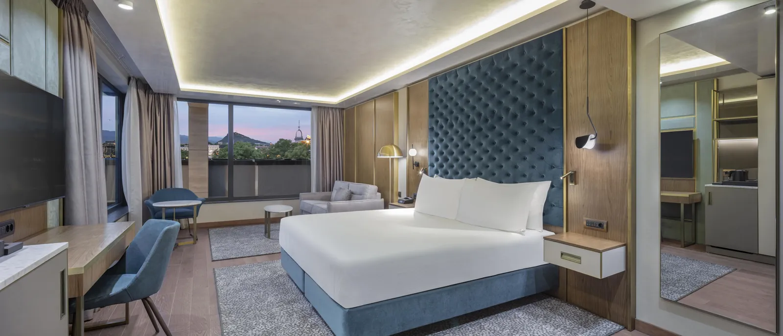 DoubleTree by Hilton Пловдив Център - снимка 3